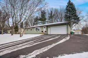 9054 Rice Lake