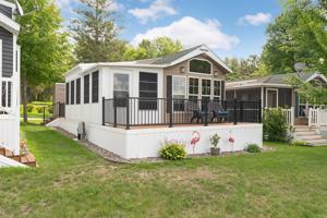 18091 Browns Lake