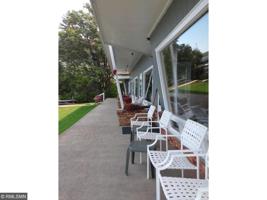 600 Cleveland Boulevard W