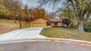 300 Kenely SW