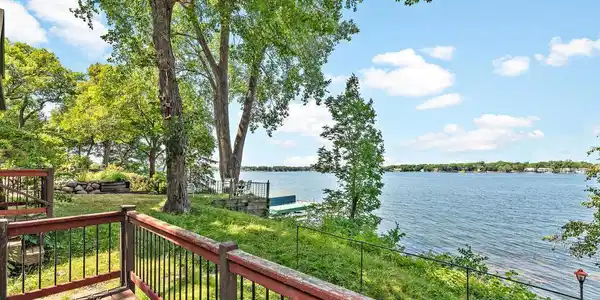 162 Lake