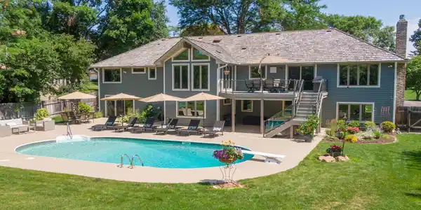 5965 Loring Drive