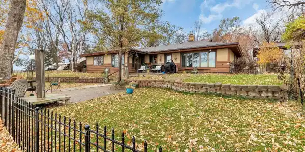 5701 150th NE