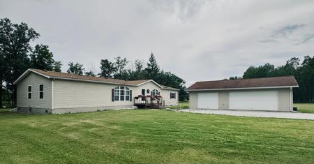 1111 Jochim Drive NW