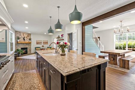 15084 Appaloosa Trail NE