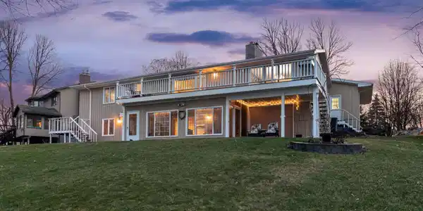 3214 Butternut NW