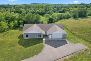 8932 Sand Creek