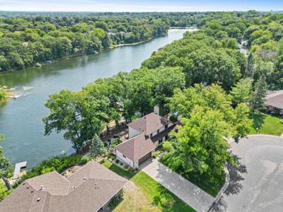 1289 Karth Lake