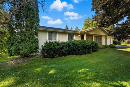 3425 Willow Beach Trail SW