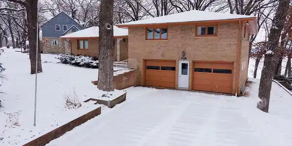 919 Shoreacres Drive