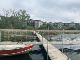 1304 Medicine Lake