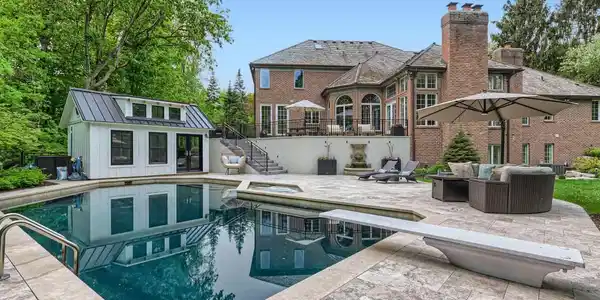 1370 French Creek