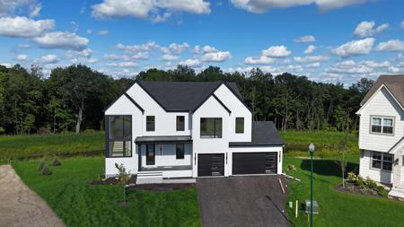 9602 Crestwood Terrace