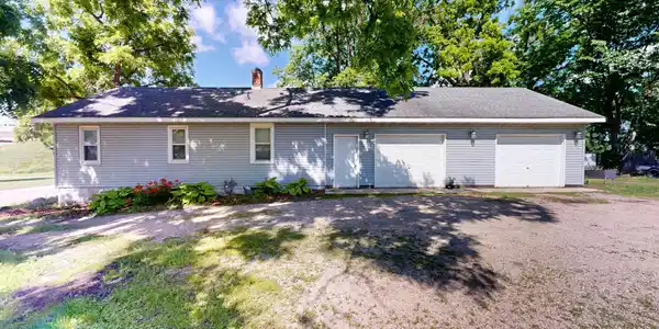 117 Ella Avenue NE