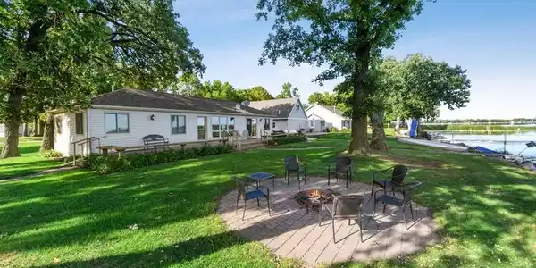 14507 Breezy Point Road