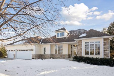 1301 Beachcomber Boulevard