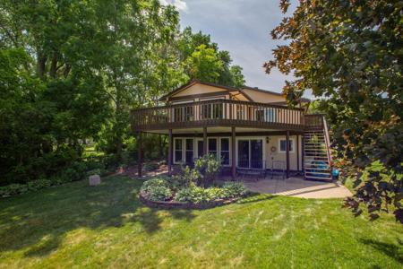 3543 Interlachen NE