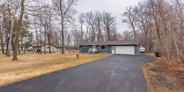 4894 Noka Trail
