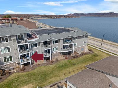 1215 N Lakeshore Drive