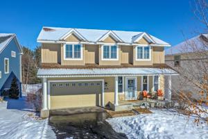 3220 Maureen Lane