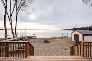 10606 Lakeview Shore