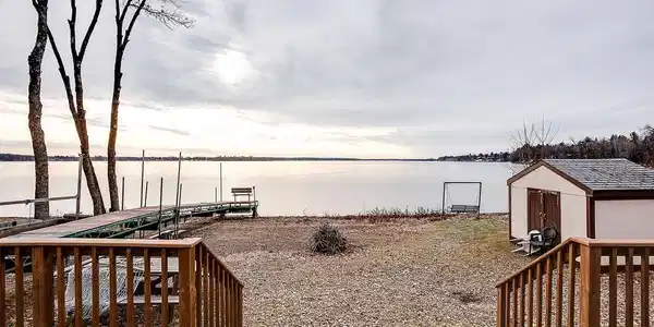10606 Lakeview Shore