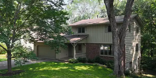 2087 Violet Lane