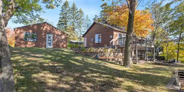 4877 Island View Drive