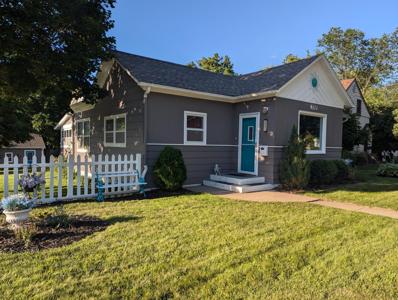328 W Alcott Avenue