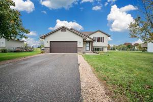 1215 Leo Lane