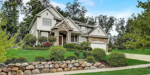 5987 Hermitage