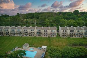6331 Saint Croix N