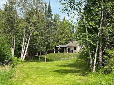 10547 Vermeil Drive NE