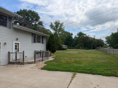 12140 Lake Lane