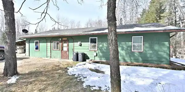 21251 Blackberry Acres