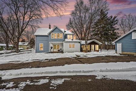 418 4th Street N