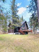 5231 Woodlakes NE