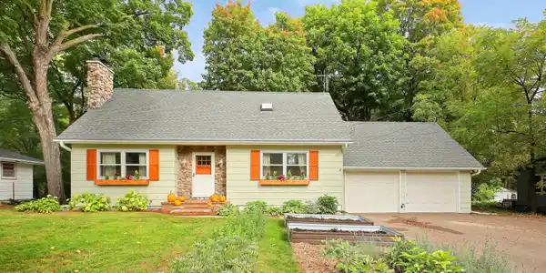 6300 Bartlett