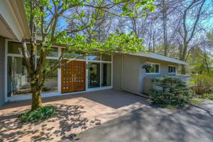 18 E Pleasant Lake Road