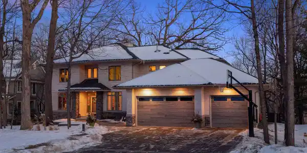 25695 Maple View