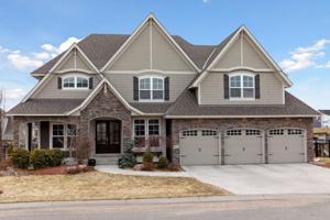 42 Monarch Way