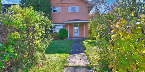 612 Roosevelt