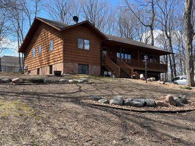 487 Shorewood Drive