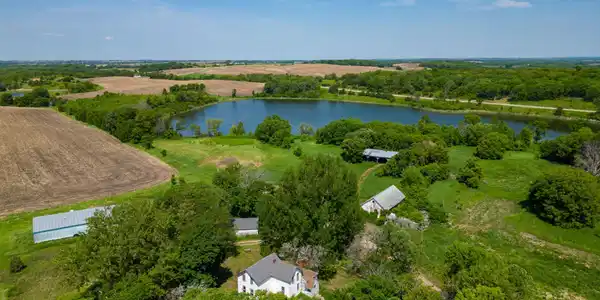 18601 County Highway 33