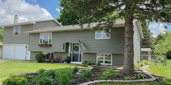 1511 Eckerson