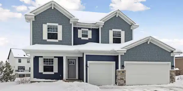 6831 Minnehaha