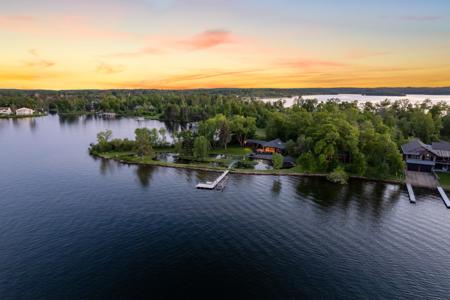 11068 Pine Beach Peninsula Road