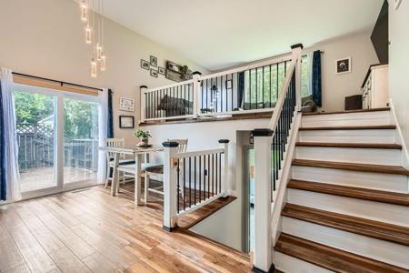 7236 Clear Ridge