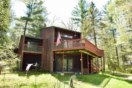 331 S Lake Lawrence Road NE