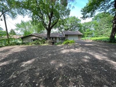 16758 Shady Oak